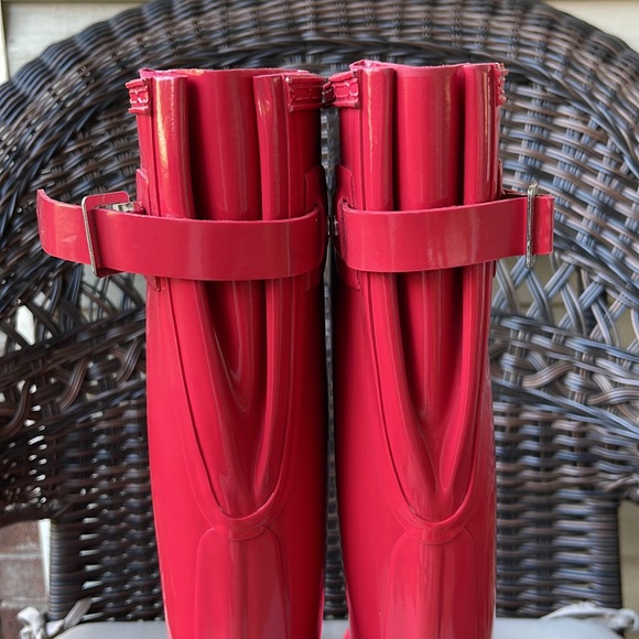 Red Flare Tall Adjustable Hunter Boots 11 - Picture 8 of 17